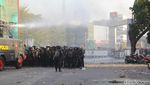 Potret Kericuhan Demo Mahasiswa di Makassar