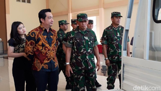 Buat Wira-wiri di Landasan, TNI AU Pesan 35 Mobil Esemka