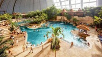 Ciptakan Bali sendiri, Tropical Islands Resort mendirikan spot Tropical Village. Inilah sudut pedesaan tropis Bali yang jadi primadona. (Tropical Islands Resort)