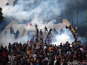 Mahasiswa Sayangkan Demo Pelajar Diwarnai Kericuhan Hingga Dini Hari