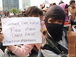 200 Orang Pelajar Diamankan Polisi Terkait Aksi Demo di DPR