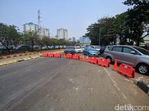 Jalan Gatsu Arah Slipi Ditutup, Kendaraan Dialihkan ke Gerbang Pemuda