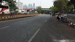 Penampakan Jalan Depan DPR Pasca Demo Mahasiswa