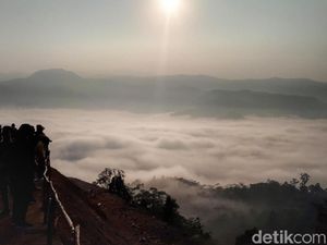 Wisata Viral Tahun Ini: Negeri di Atas Awan hingga M Bloc Space