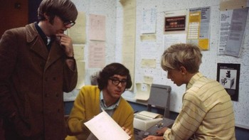 Rambut pirangnya semrawut. Kamu bisa mengatakan 3 hal soal Bill Gates dengan cepat. Dia sungguh pintar. Dia sungguh kompetitif, dia ingin menunjukkan padamu seberapa pintar dirinya. Dan dia sangat sangat gigih, sebut Allen. Foto: Facebook