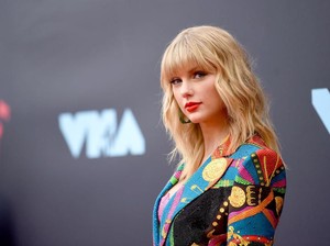 Dimabuk Asmara, Taylor Swift Ragu Tak Bisa Lagi Tulis Lagu Sedih