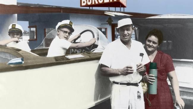 Ini 5 Fakta Menarik In-N-Out Burger yang Tak Dikenal Barbie Kumalasari