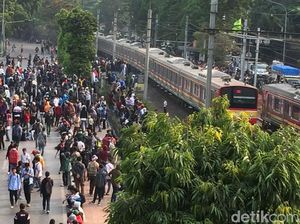 KCI Hitung Kerugian Imbas Demo Rusuh di Jakarta