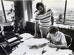 Tampang Kusut Bill Gates Muda yang Hobi Kerja Gila-gilaan