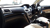 Ini adalah tampilan interior SUV Esemka Garuda 1. Foto: Ragil Ajiyanto