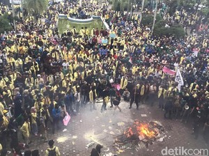Timeline Gelombang Demo Besar-besaran di Berbagai Kota 2 Pekan Terakhir