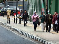 Jokowi Mau Orang RI Bergaji Rp 27 Juta/Bulan, Jangan Cuma Mimpi!