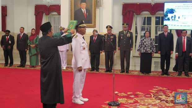 Jokowi Lantik Wakil Gubernur Bengkulu Dedy Ermansyah