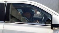 Yuyu pun berkesempatan menjajal jenis mobil yang dipesan untuk operasional di landasan disetiap skuadron.