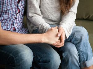 Pilih Cinta atau Uang Saat Pilih Pasangan? Riset Ini Punya Jawabannya