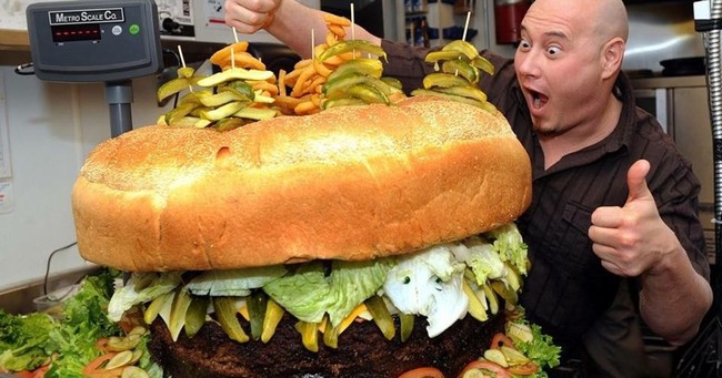 Ini Rekor Burger Paling Besar hingga Makan Burger Terbanyak di Dunia