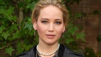 Jennifer Lawrence berbulan madu ke sana bersama Cooke Maroney setelah menikah pada 19 Oktober. Foto: Pascal Le Segretain/Getty Images