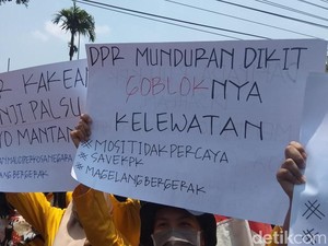 Mahasiswa dan Pelajar Bergabung dalam Aksi #MagelangBergerak