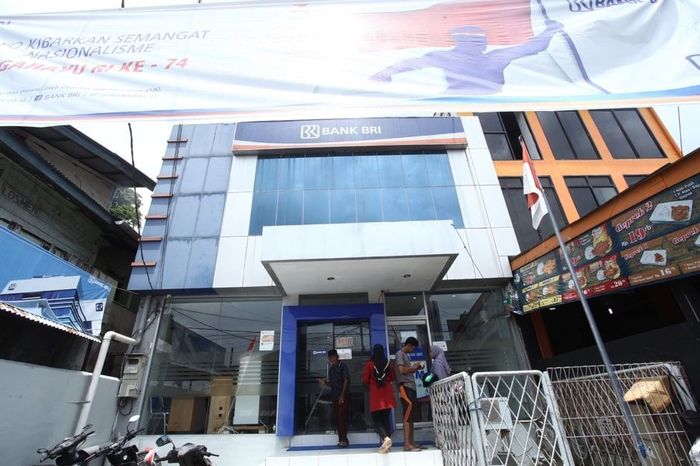 BRI Unit Sinabang (Foto: Rifkianto Nugroho-detikcom) BRI Unit Sinabang (Foto: Rifkianto Nugroho-detikcom)