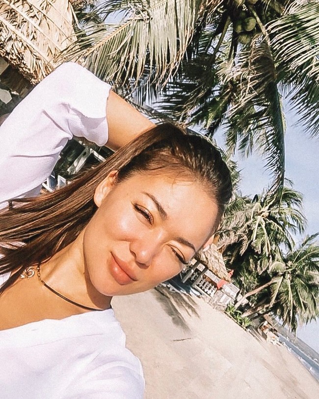 Mariya sebelumnya mengubah rutinitas kantor hariannya untuk kebugaran profesional dua tahun lalu. Ia memegang gelar juara binaraga pada 2018 di wilayah Krasnoyark Rusia dan juara Siberia pada tahun yang sama. Foto: Instagram