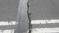 Titik gempa berada di 3,67 Lintang Selatan dan 128,39 Bujur Timur. Gempa terjadi di kedalaman 10 km. Istimewa/Dok. Twitter/BNPB Indonesia.
