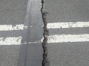 Gempa M 5,1 di Pulau Seram Maluku Akibatkan Mal sampai Masjid Rusak
