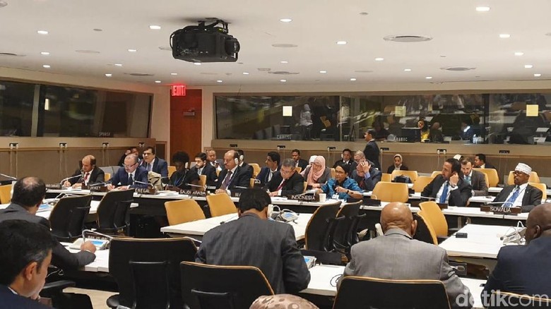 Menlu Retno Tawarkan 4 Poin Penting Repatriasi Rohingya ke Negara-negara OKI Menlu Retno Tawarkan 4 Poin Penting Repatriasi Rohingya ke Negara-negara OKI