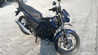 Motor ikonik Suzuki F150 kembali mendapatkan penyegaran tampilan pada tahun 2019 ini oleh PT Suzuki Indomobil Sales (SIS).