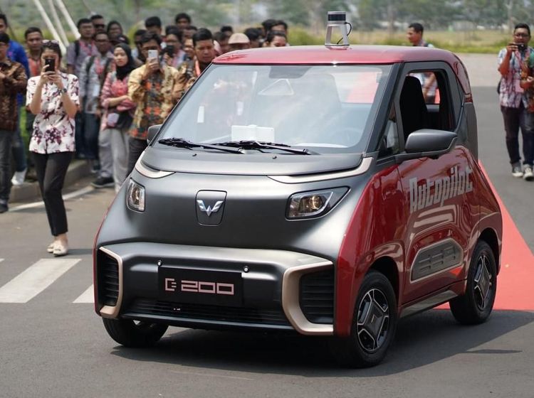 Mobil Hantu Wuling, Bisa Jalan Sendiri