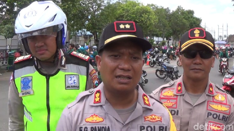 Polisi Panggil Perekam Video dan Pemberi Minum Kucing Viral Dicekoki Ciu Polisi Panggil Perekam Video dan Pemberi Minum Kucing Viral Dicekoki Ciu
