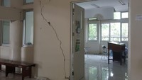 Sejumlah bangunan pun rusak akibat gempa tersebut. Salah satunya gedung jurusan Kehutanan di salah satu universitas yang berada di Ambon. Istimewa/Dok. Twitter/BNPB Indonesia.