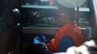 Selain Suryadman, KPK menjerat Alexius selaku Kepala Dinas PUPR Pemkab Bengkayang sebagai tersangka. Keduanya diduga menerima suap dari lima orang pengusaha bernama Rodi, Yosef, Nelly Margaretha, Bun Si Fat, dan Pandus, yang semuanya ditetapkan sebagai tersangka pemberi.
