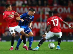 Sementara itu, Rochdale lebih banyak bertahan dan tak sekalipun memiliki peluang di babak pertama. Hingga turun minum, skor tetap 0-0. Istimewa/Alex Livesey/Getty Images.