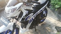 Terdapat perbedaan fitur antara kedua varian, jika pada varian Special Edition telah dilengkapi Alarm dan Color Casting Wheel, maka pada varian Predator mendapatkan Alarm, USB Charger, dan 3D emblem logo.
