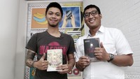 Ini Om Hao dan Bonaventura Genta saat menyambangi kantor detikcom, belum lama ini.  Foto: Asep Syaifullah/detikHOT