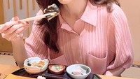 Margaret adalah istri dari pengusaha sukses Hartono Hosea. Tapi tak hanya mengandalkan sang suami, Margaret juga dikenal sebagai pengusaha di bidang kecantikan. Foto: instagram @margaret vivi