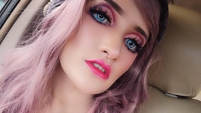 Potret Ibu 2 Anak yang Disebut Sebagai Barbie dari Malaysia