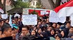 Gema Suara Aspirasi di depan Gedung DPRD Wonosobo