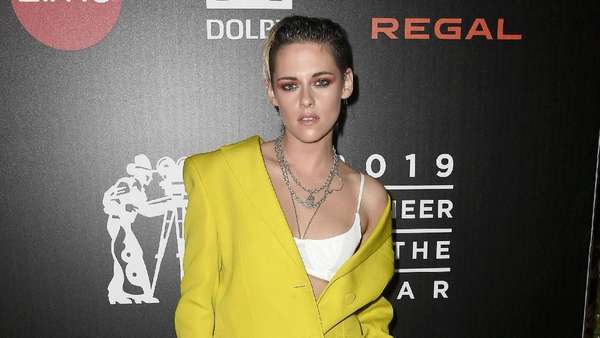 Gaya Serba Kuning Kristen Stewart Gaya Serba Kuning Kristen Stewart