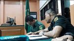 Prada Deri Terus Menunduk Saat Divonis Penjara Seumur Hidup