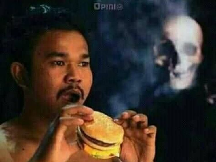 10 Meme Kocak Soal Burger Khusus Pencinta Burger