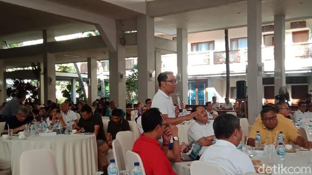 Ridwan Kamil dan Kepala Daerah se-Jabar Kopdar di Pantai Pangandaran