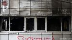 Sisa-sisa Demo Rusuh di Slipi: Pos Polisi dan Motor Hangus Terbakar