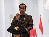 Jokowi Kaji Ulang Usulan Iuran BPJS Kesehatan Naik