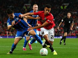 Sejak peluit kick-off dibunyikan, MU pun mengambil inisiatif serangan. Istimewa/Alex Livesey/Getty Images.