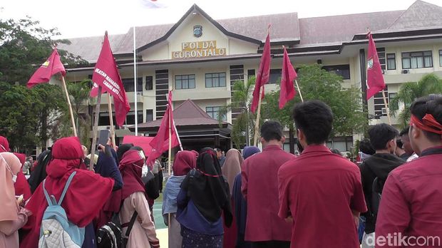 IMM Gorontalo dan Sejumlah Polisi Laksanakan Salat Gaib untuk Randi