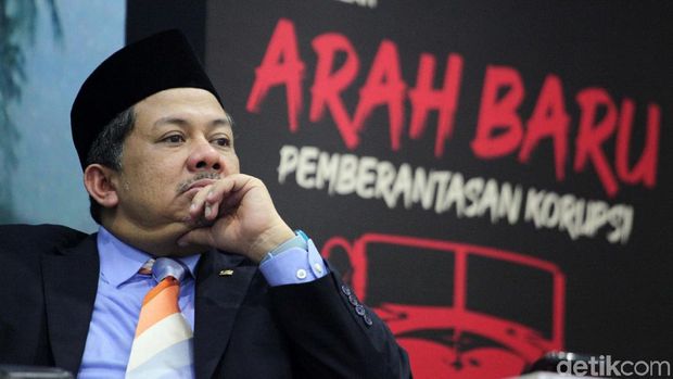 Wakil Ketua DPR Fahri Hamzah meluncurkan dua buku hasil pemikirannya. Buku tersebut berjudul 