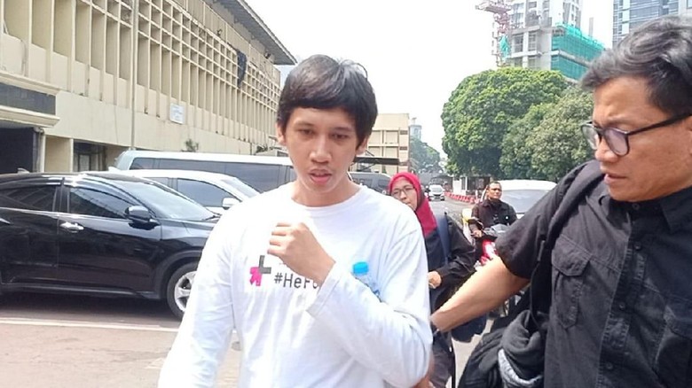 Ananda Badudu Ungkap soal Alasan hingga SOP Penyaluran Dana ke Mahasiswa