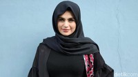 Asha tampil dalam balutan busana serba hitam di kesempatan tersebut. Pool/Noel/detikFoto.