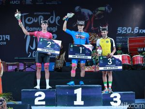 Pebalap Jepang yang Juga Calon Dokter Juarai Etape III Tour de Banyuwangi Ijen